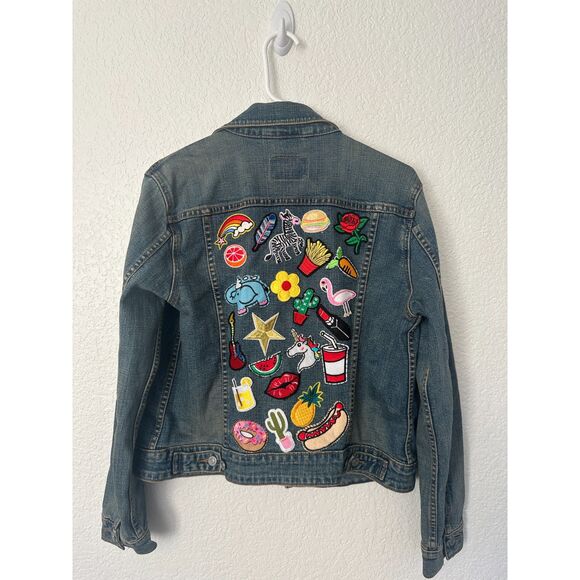 Levi Strauss & Co Denim Jean Jacket Customized Patchwork on Back Size Large - Picture 1 of 6